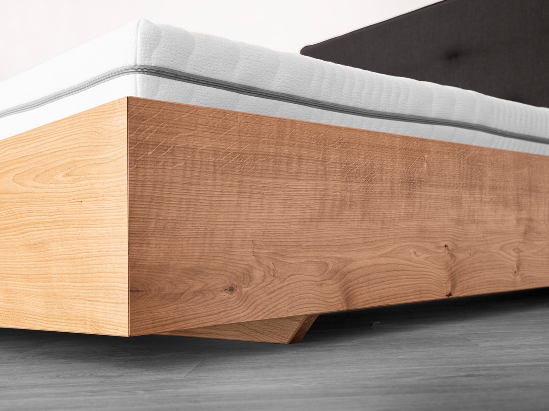 Łóżko dębowe ze stelażem na ramie i pojemnikiem Portofino 160x200