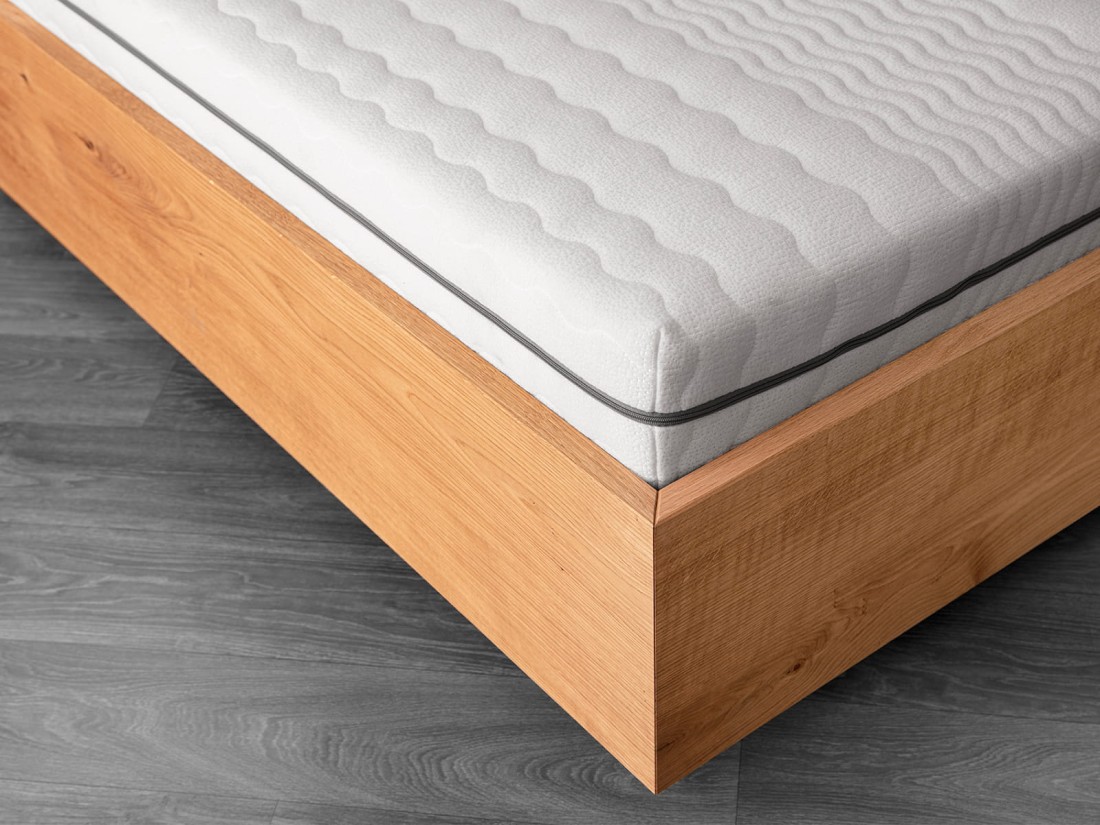 Łóżko dębowe ze stelażem na ramie i pojemnikiem Portofino 160x200