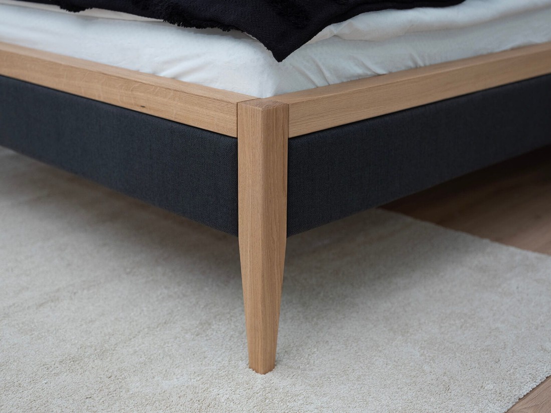 Łóżko dębowe 180x200cm tapicerowane Belagio Szare