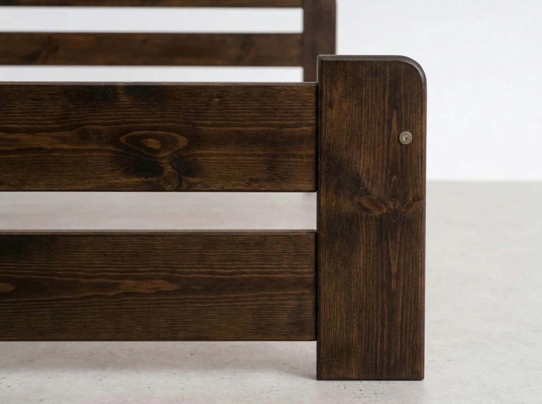 Łóżko sosnowe Lidia 160x200 orzech