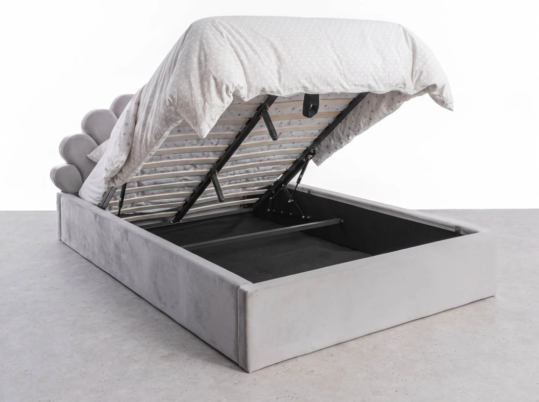 product-scene-1784026258357.jpg